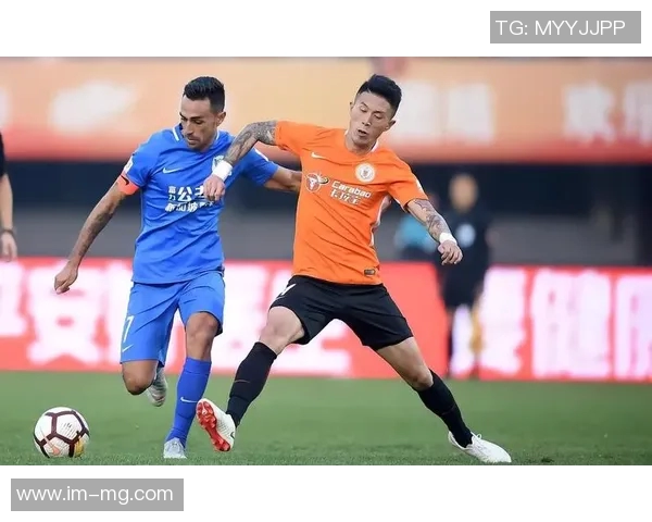 詹俊分析红军定位球效果不佳冬窗不引援后卫防线面临严峻挑战 詹俊分析红军定位球效果不佳冬窗不引援后卫防线面临严峻挑战